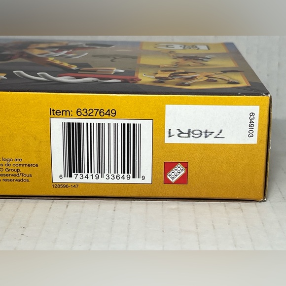 Lego Creator 31112 Wild Lion 3 in 1 Set 224 pcs Ostrich Warthog Blocks NEW NISB - Picture 4 of 9